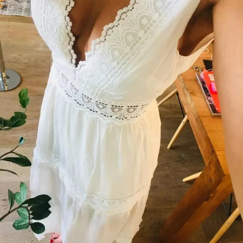 W&W Mode | Spitzenkleid Mit V-ausschnitt