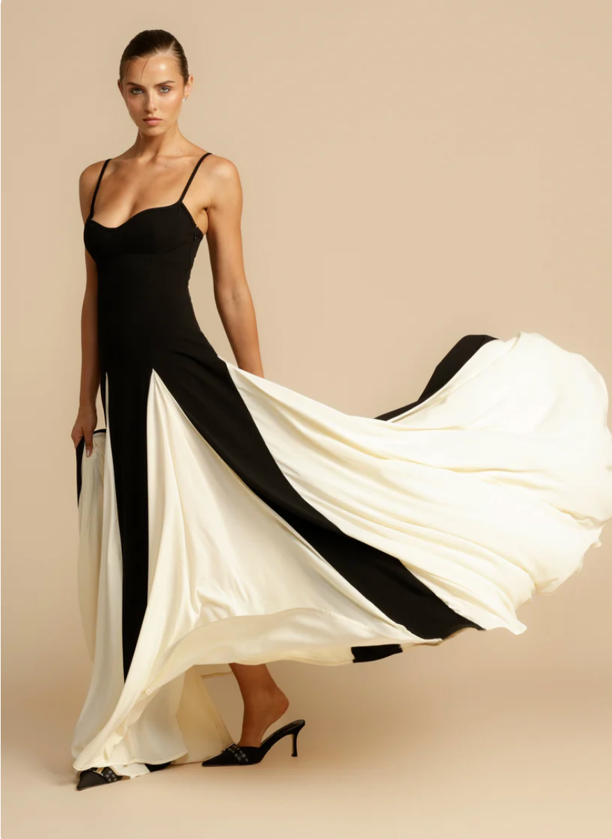 WW | Elegantes zweifarbiges Spaghettiträger-Maxikleid für Damen