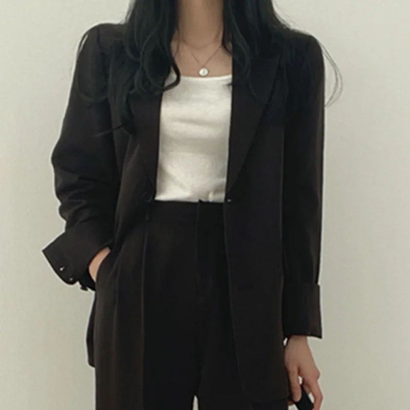 W&W Mode | Langer Damenblazer mit Breitem Revers und Relaxter Passform