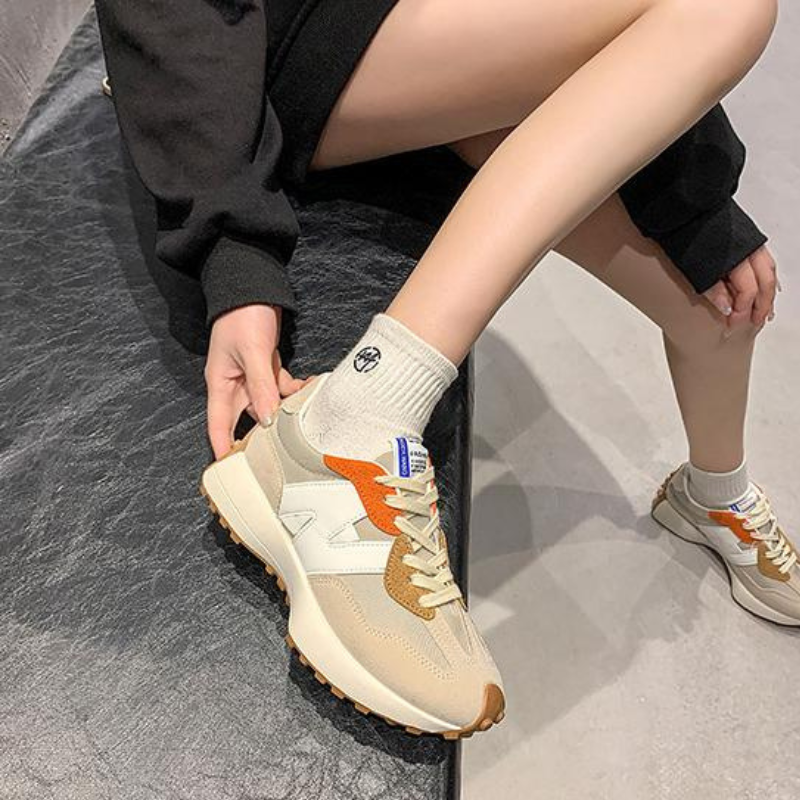 WW | Schicke Sportschuhe für Damen