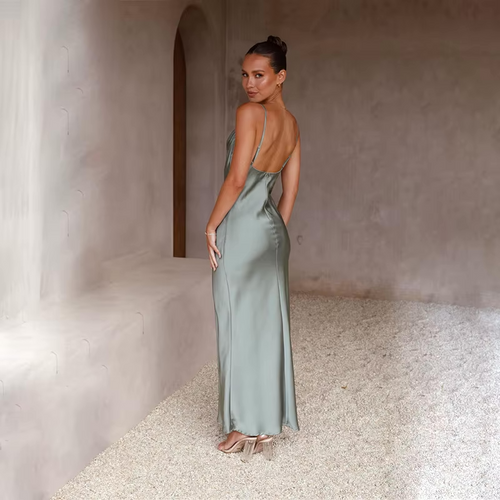 WW | Zeitlose Satin Damenkleid Mit Offenem Rücken Elegantes Design