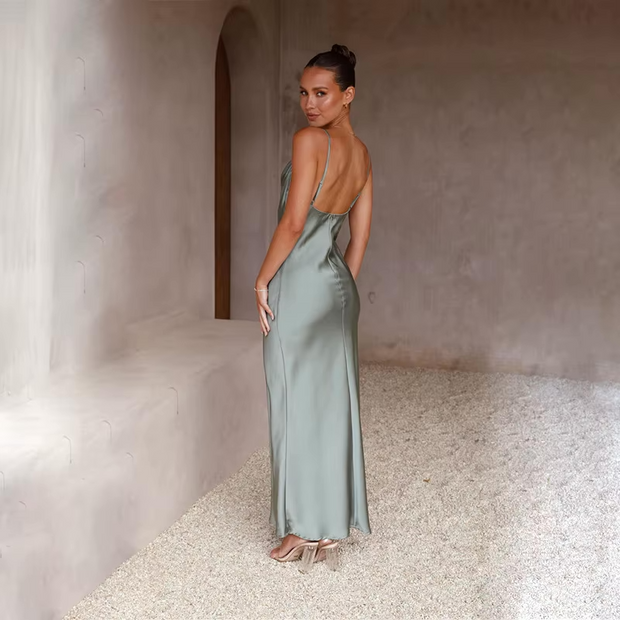 WW | Zeitlose Satin Damenkleid Mit Offenem Rücken Elegantes Design