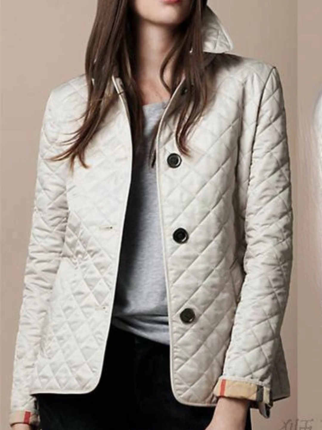 W&W Mode | Kurze Gesteppte Damenjacke Mit Knöpfen Und Kragen, Elegant