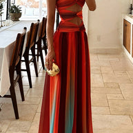 WW | Strapless Twist Front Cut Out Farbiges Mesh Maxi Kleid