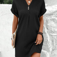 Anmutiges Sommerkleid