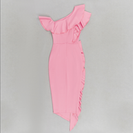 Asymmetrisches, figurbetontes Midikleid mit Rüschenkragen | Rosa