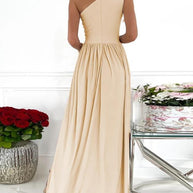 ÉléganceOne™ – One-Shoulder Maxikleid mit Schlitz & Cut-Out Detail