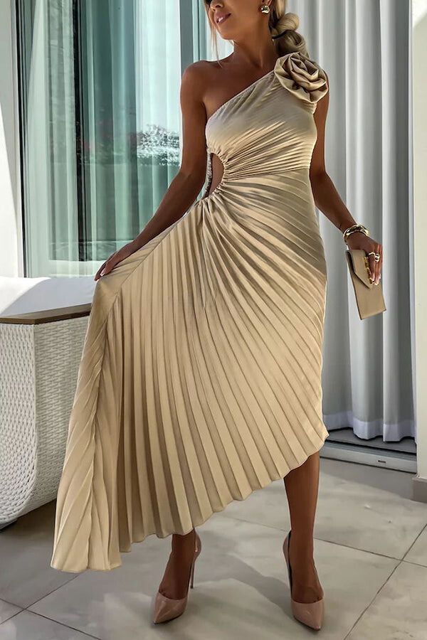 WW | Romantische Nächte Satin Erhabenes Blumen Elastisches Cutout Ein-Schulter Plissee Maxi Kleid