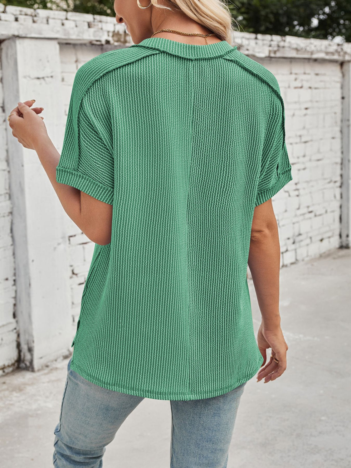 WW | Cord-Ripp V-Ausschnitt Kurzarm T-Shirt
