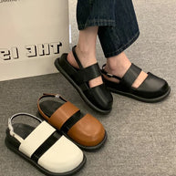 Sandalen mit geteilter Spitze