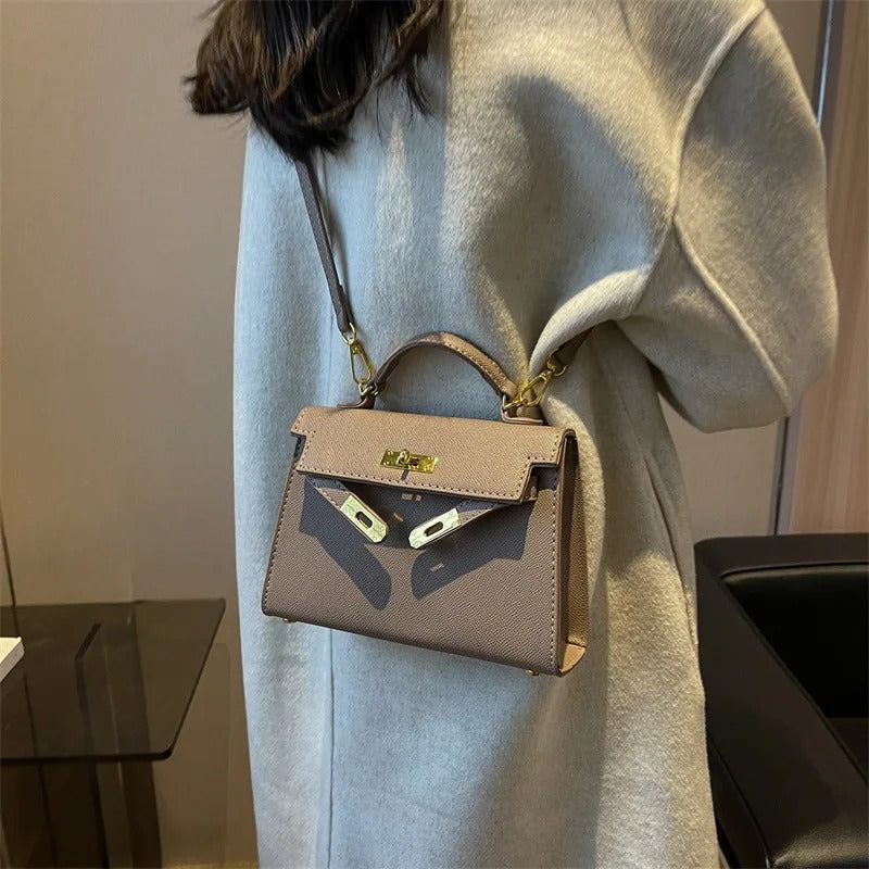 WW | Zeitlose Und Klassische Handtasche Mit Riemen