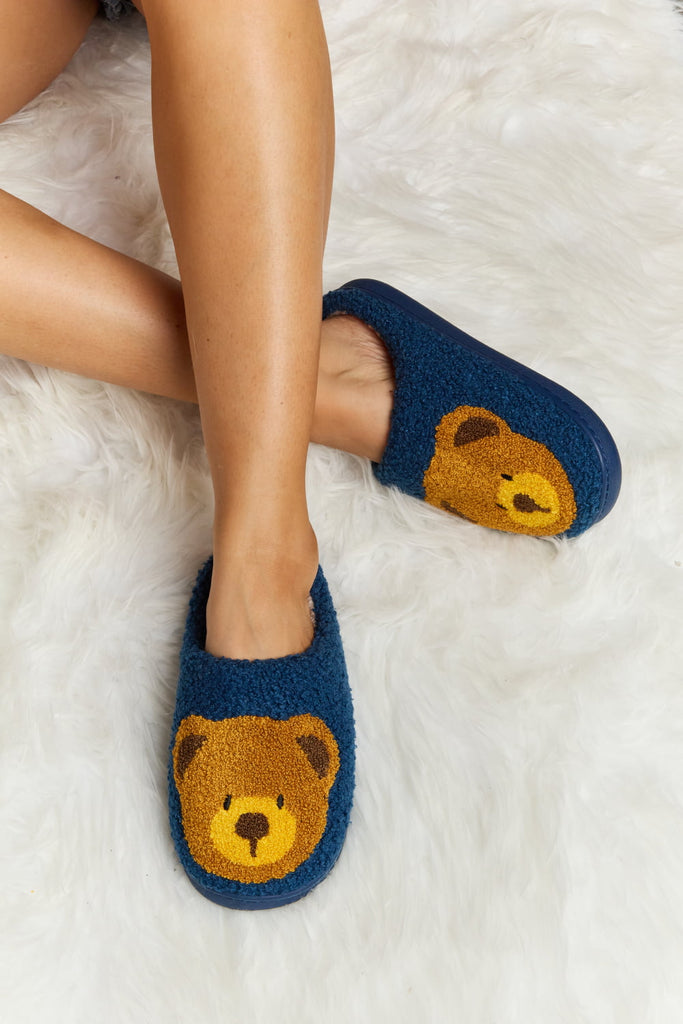 WOLFF | Stilvolle Winter Chic Teddybear Print Slide Slippers Für Frauen