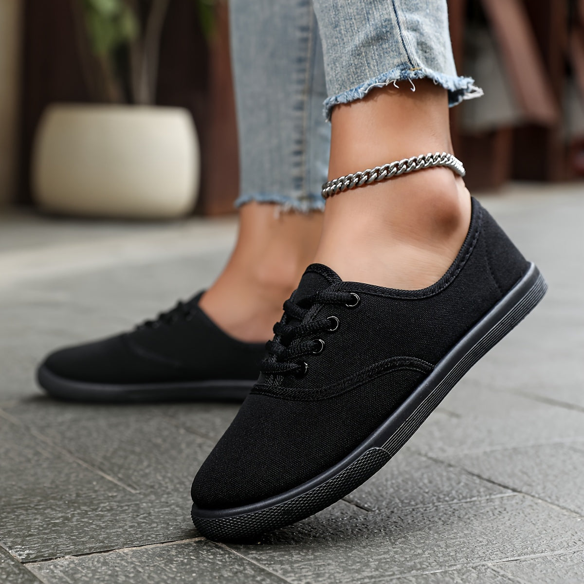 WW | Bequeme Niedrige Canvas Sneakers in Weiß