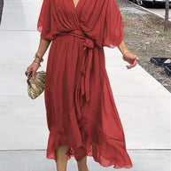 WW | stilvolles und elegantes Chiffonkleid mit V-Ausschnitt