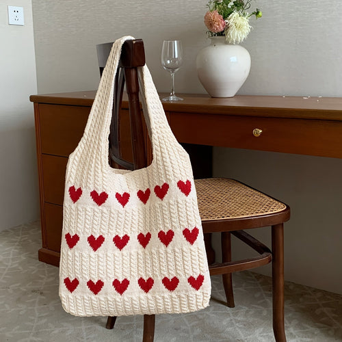 WW | Handgefertigte Stricktasche mit Herzmuster