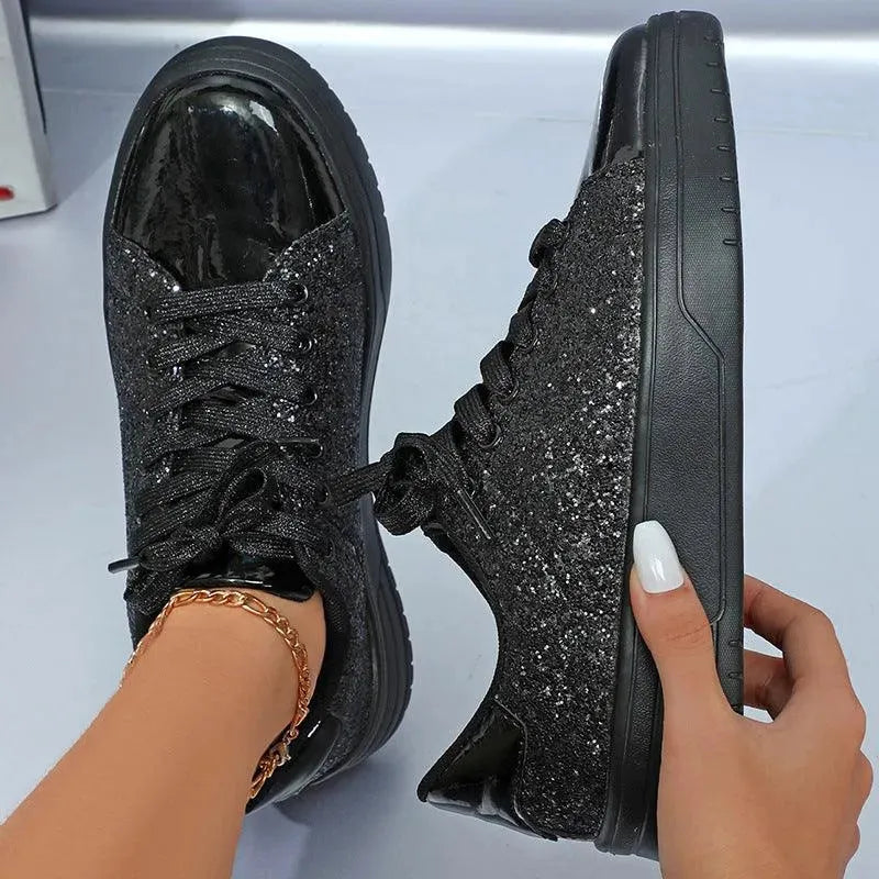 WW | Glittering sneakers with sequins