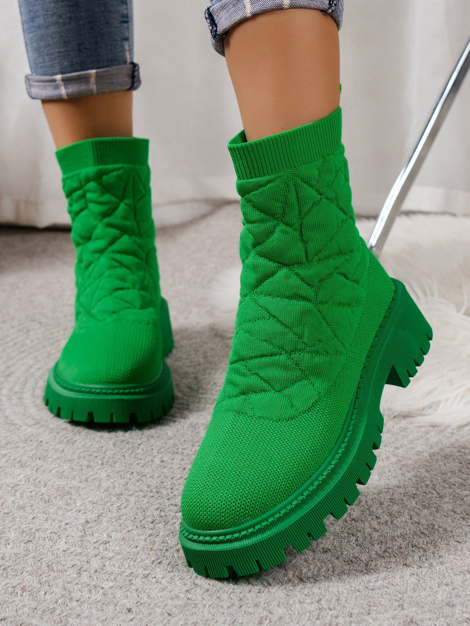 WW | Zeitlose und unterstützende orthopädische Stiefel.