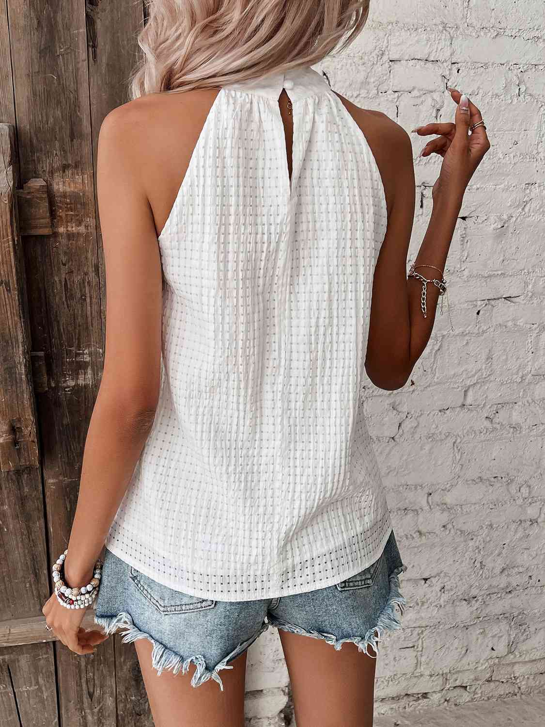 WW | Neckholder-Top mit Punktedetail