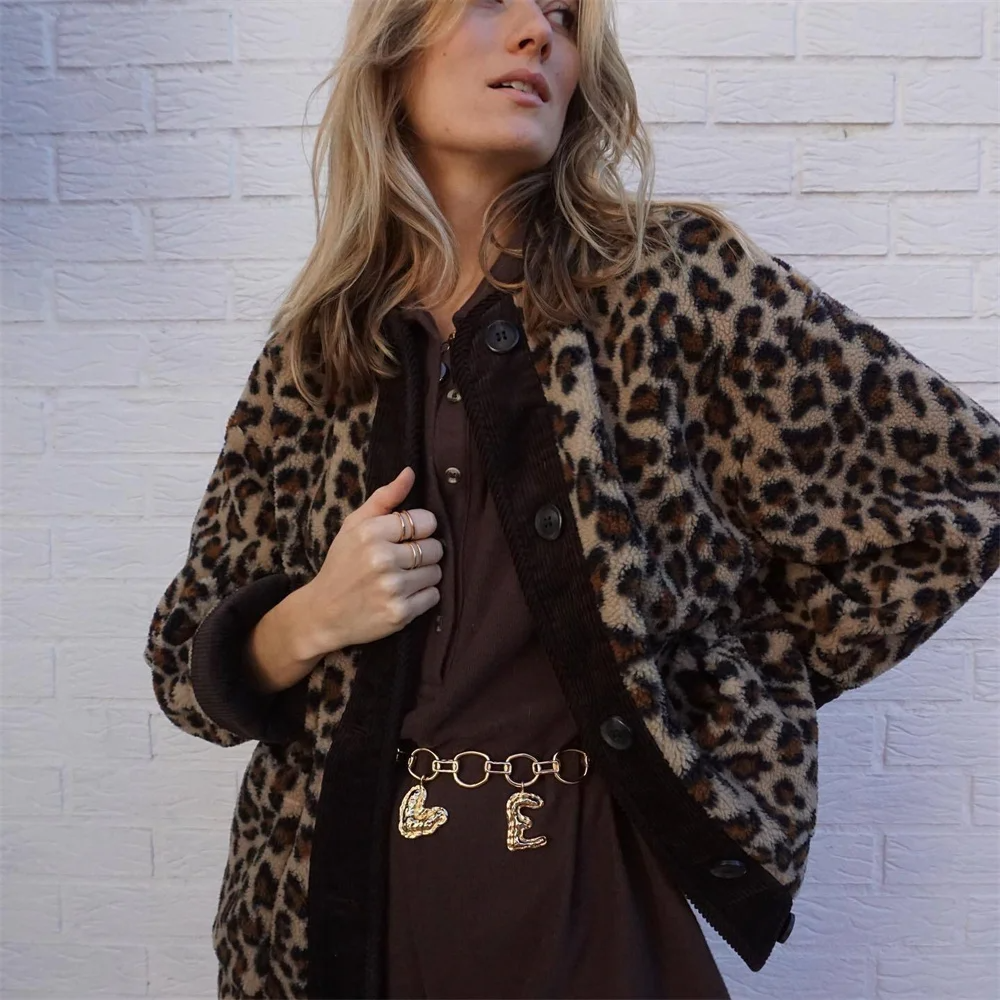 W&W Mode - Jacke mit O-Ausschnitt und Leopardenmuster