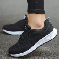 WW | Light - Ultra-leicht, atmungsaktive Sneakers mit lebhaften Farben