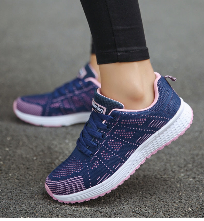 W&W Mode Damen Komfort-Sneaker mit Mesh-Obermaterial und Schnürung