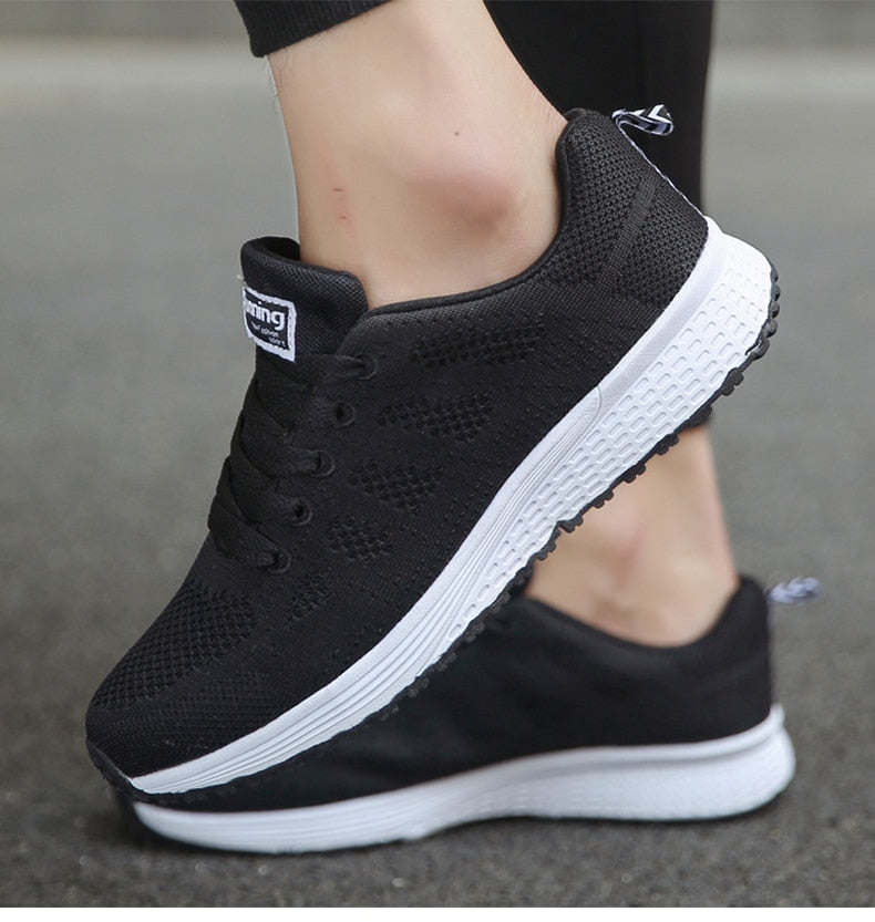 WW | Light - Ultra-leicht, atmungsaktive Sneakers mit lebhaften Farben