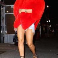 Damen Statement Kunstfelljacke mit voluminösen Ärmeln und modernem Design WW