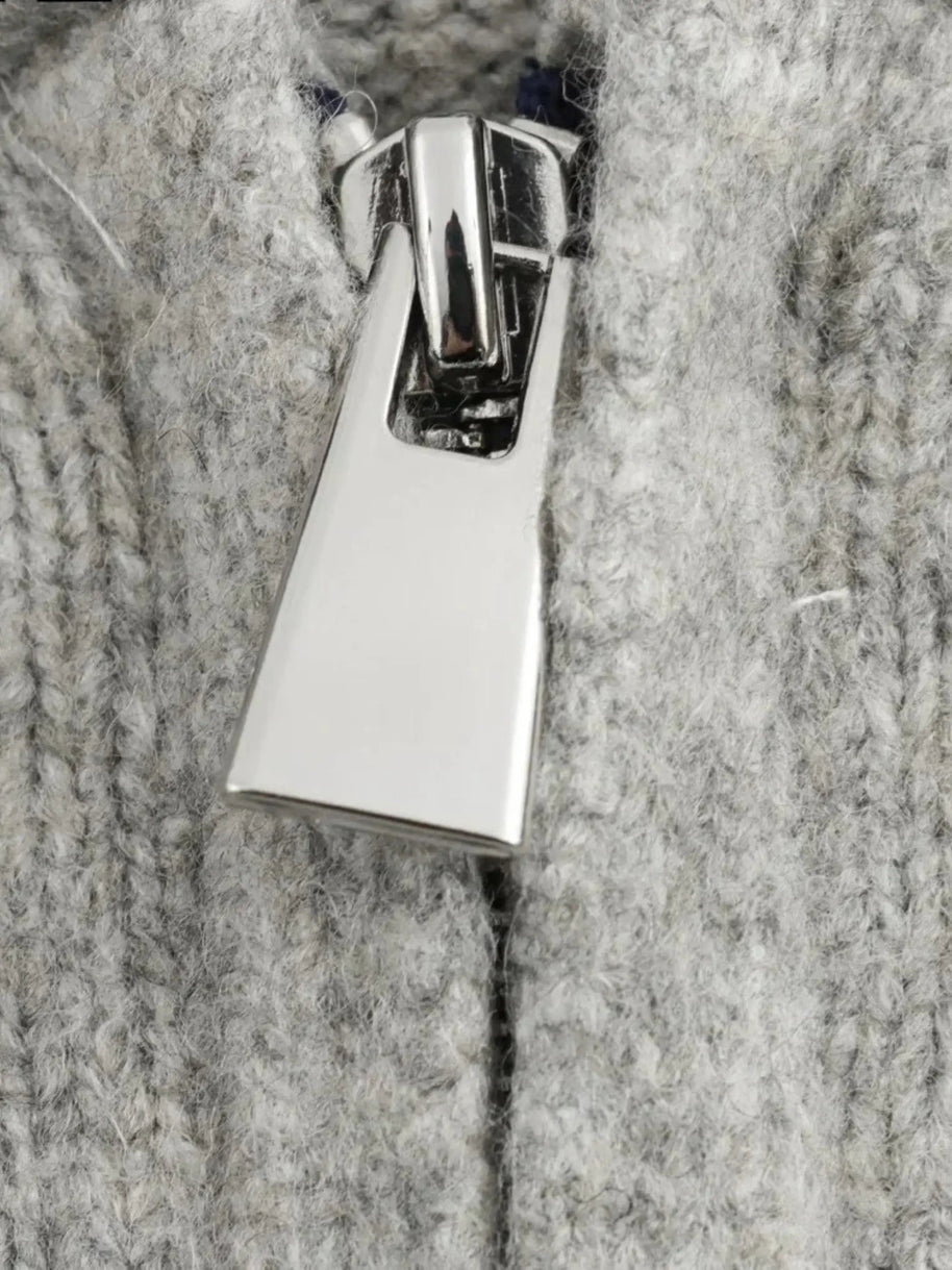 WW | Strickjacke Mit Kapuze Und Reißverschluss