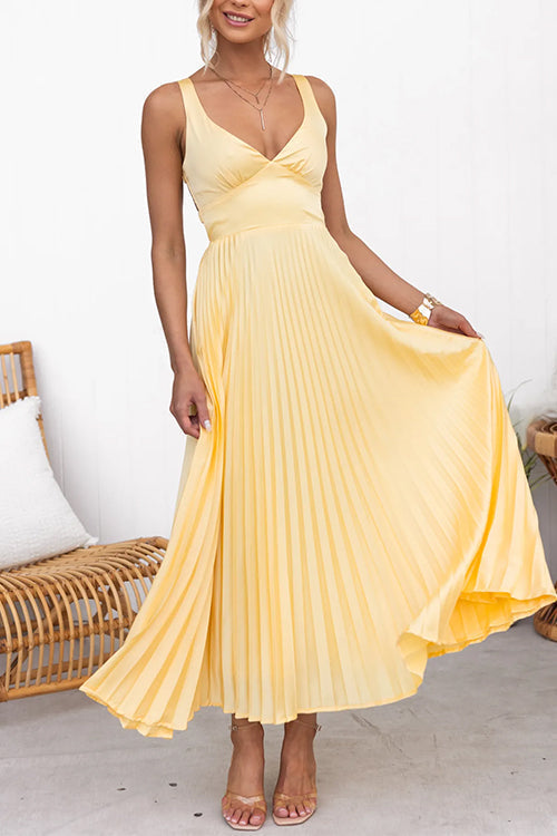 W&W Mode | V-Ausschnitt Rückenausschnitt Cut-Out Falten Maxi Cami Kleid