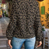WW | Bluse mit V-Ausschnitt und Leopardenmuster