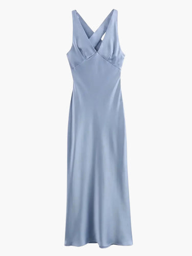 W&W Mode | Elegantes Satin Kleid Mit Kreuzdetail