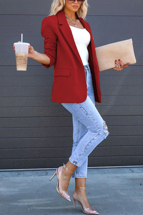 Damen-Blazer mit einem Knopf, Rückenschlitz und Taschen