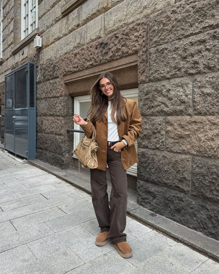 Damen-Blazer in Camel mit stilvoller Passform
