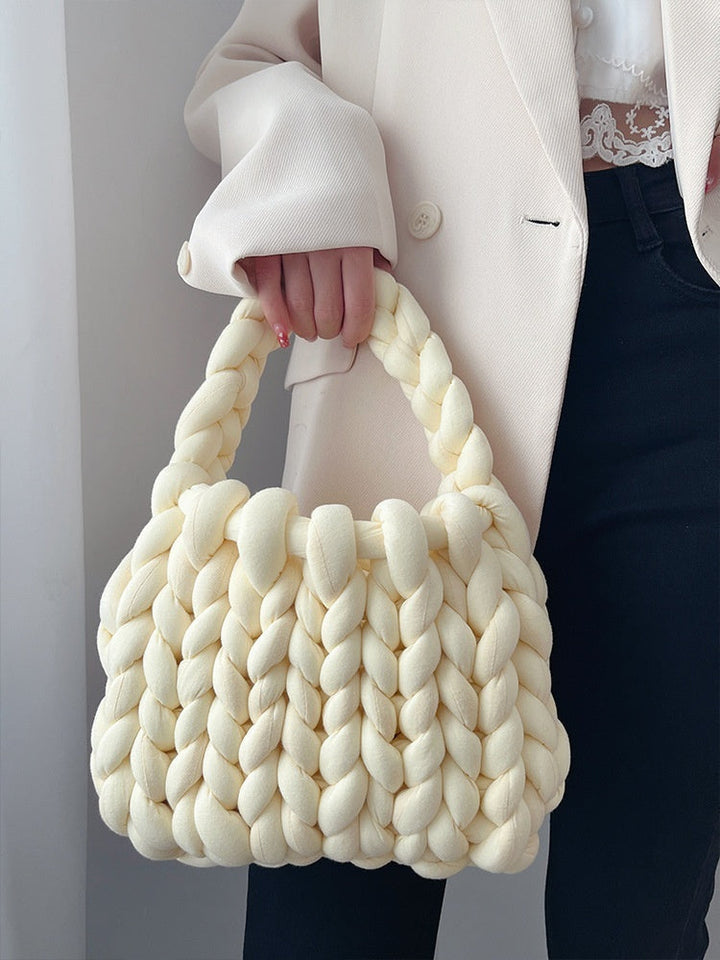 Damen Tasche aus handgewebtem Material