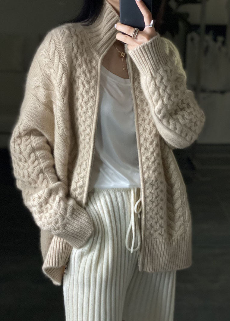 WW | Strickjacke mit hohem Halsausschnitt