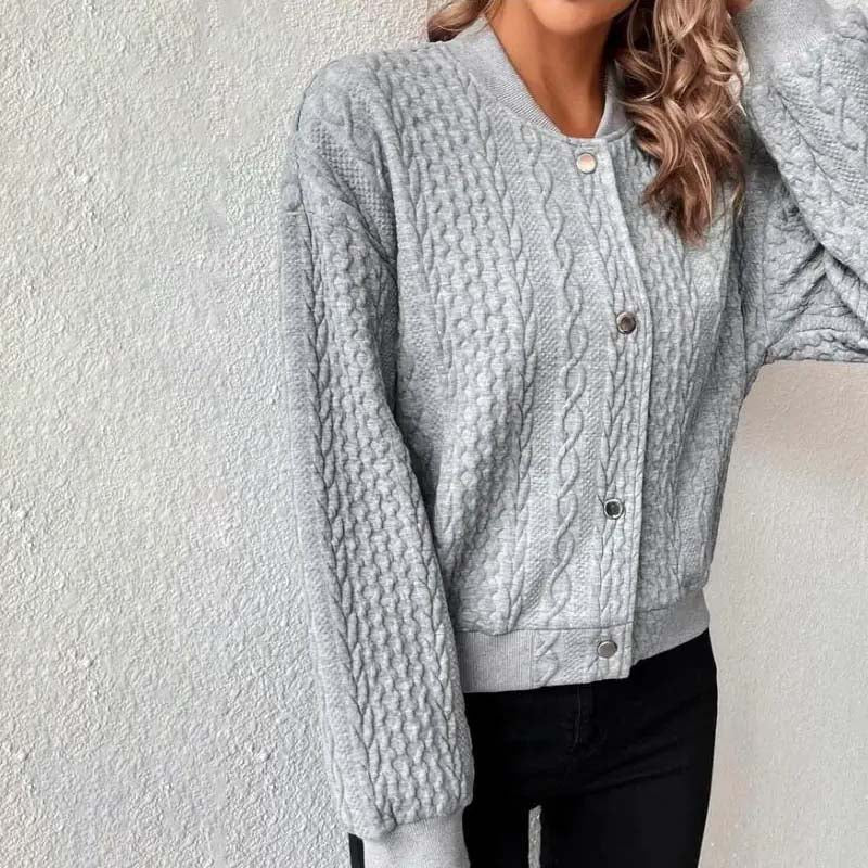 W&W Mode | Gestrickte Strickjacke