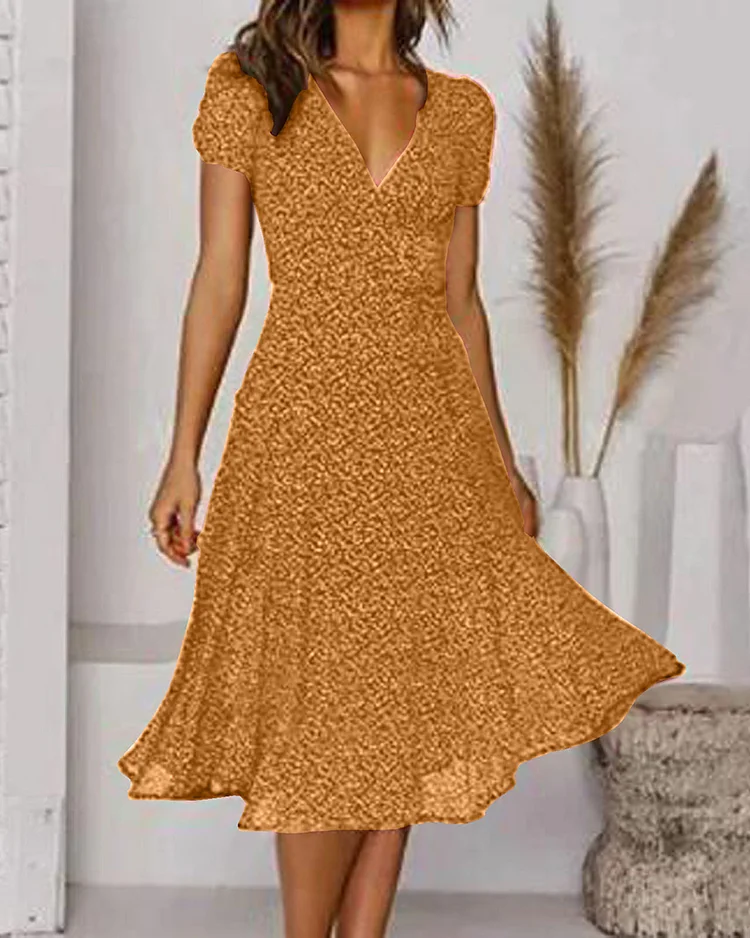 W&W Mode | Druckseide Chiffonkleid mit Kurzen Ärmeln und V-Ausschnitt für Damen