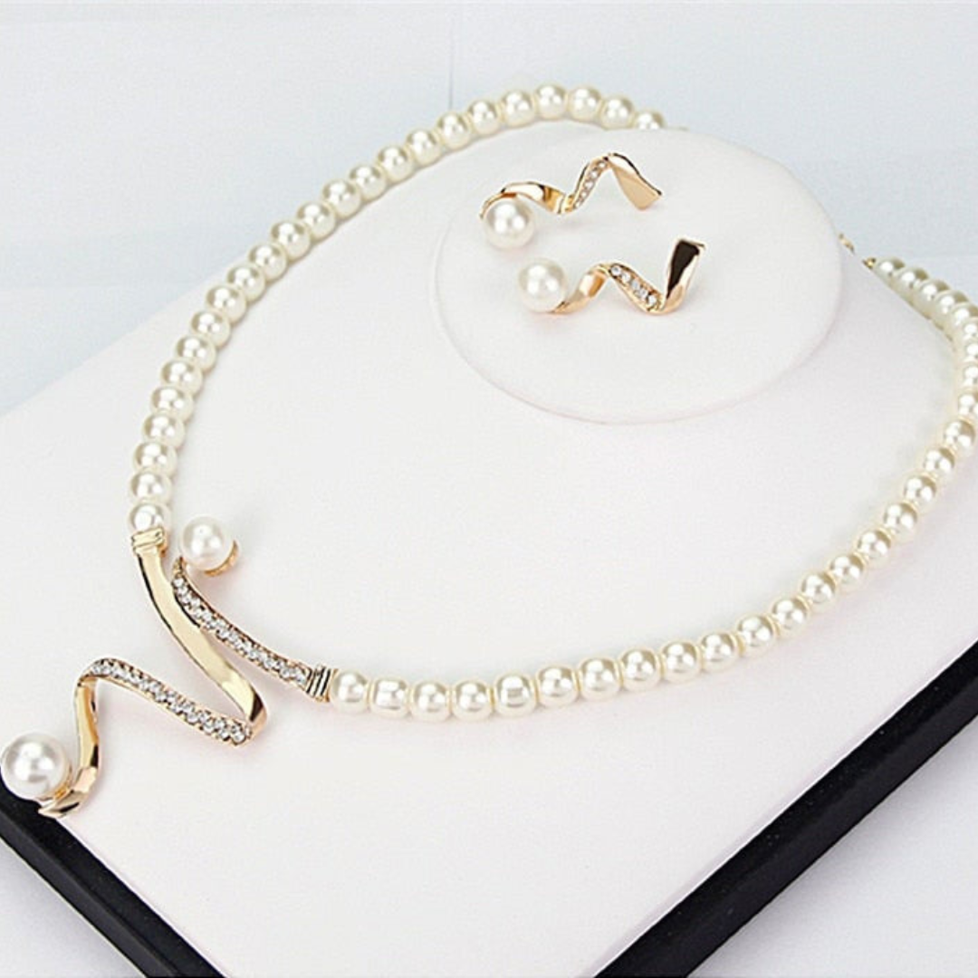 WW | Natürliche Perlenkette + Ohrring Satz Gold