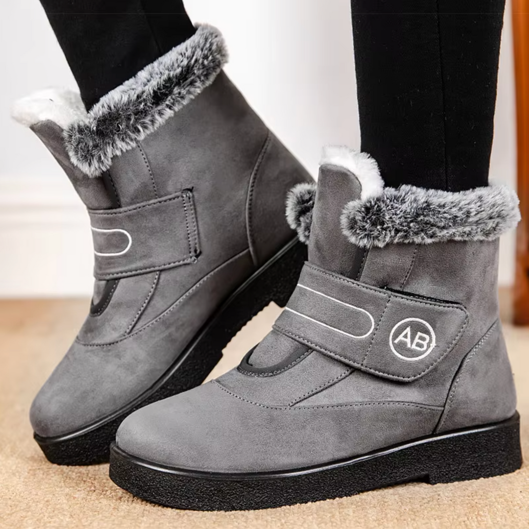 W&W Mode | Pelz-Ankelstiefel