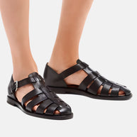 WW | Modische Sandalen Mit Riemen Und Elegantem Schnitt