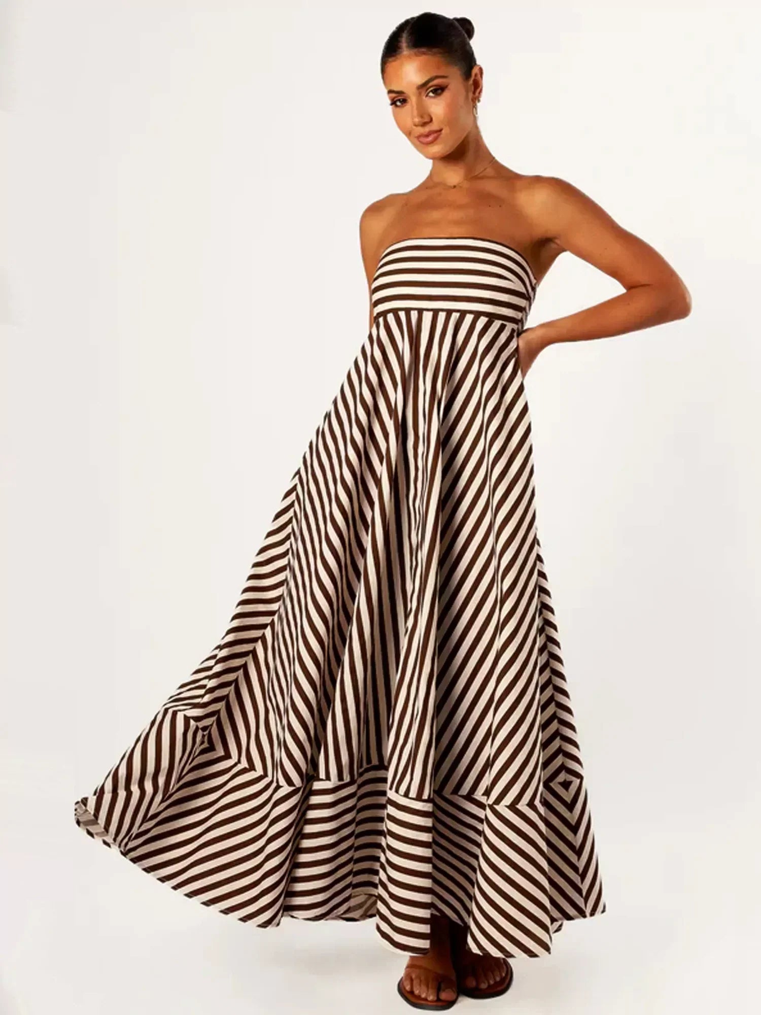 WW | Trägerloses Gestreiftes Maxikleid für Frauen
