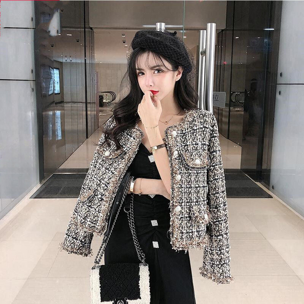 WW | Klassische Tweedjacke Mit Eleganten Goldknöpfen