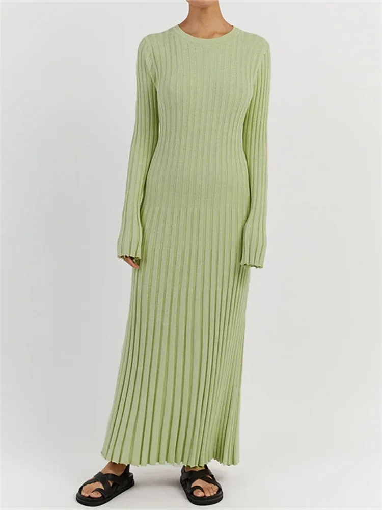 WW | Enganliegendes Langes Strickkleid mit Falten Design und Stretchstoff, Strick Damenkleid