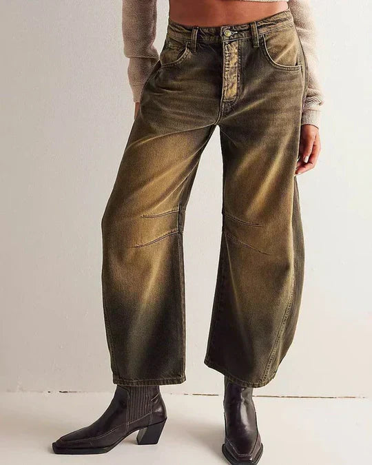 W&W Mode | Mitteltaillierte Röhrenjeans für Frauen