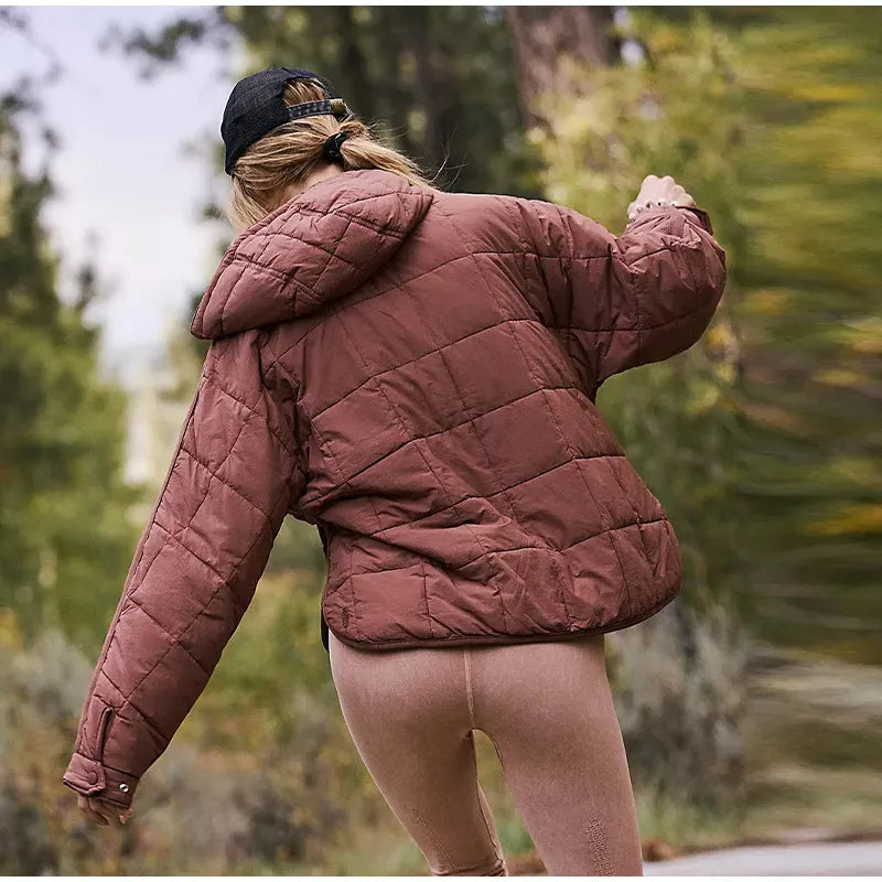 Damen Jacke, dünn wattiert und warm, mit Pullover-Schnitt