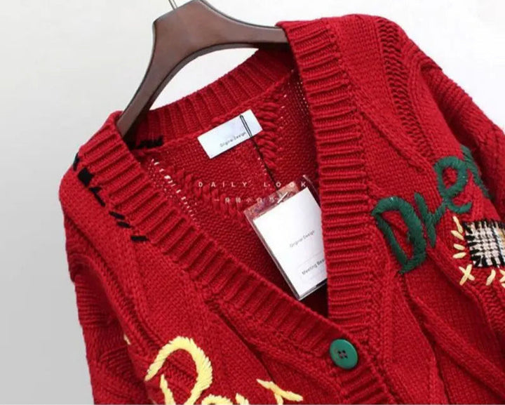 W&W Mode | Gestrickte V-Ausschnitt Damenjacke mit Stickerei