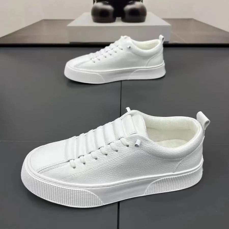 WW | Niedrige Sneaker für Herren aus Kunstleder