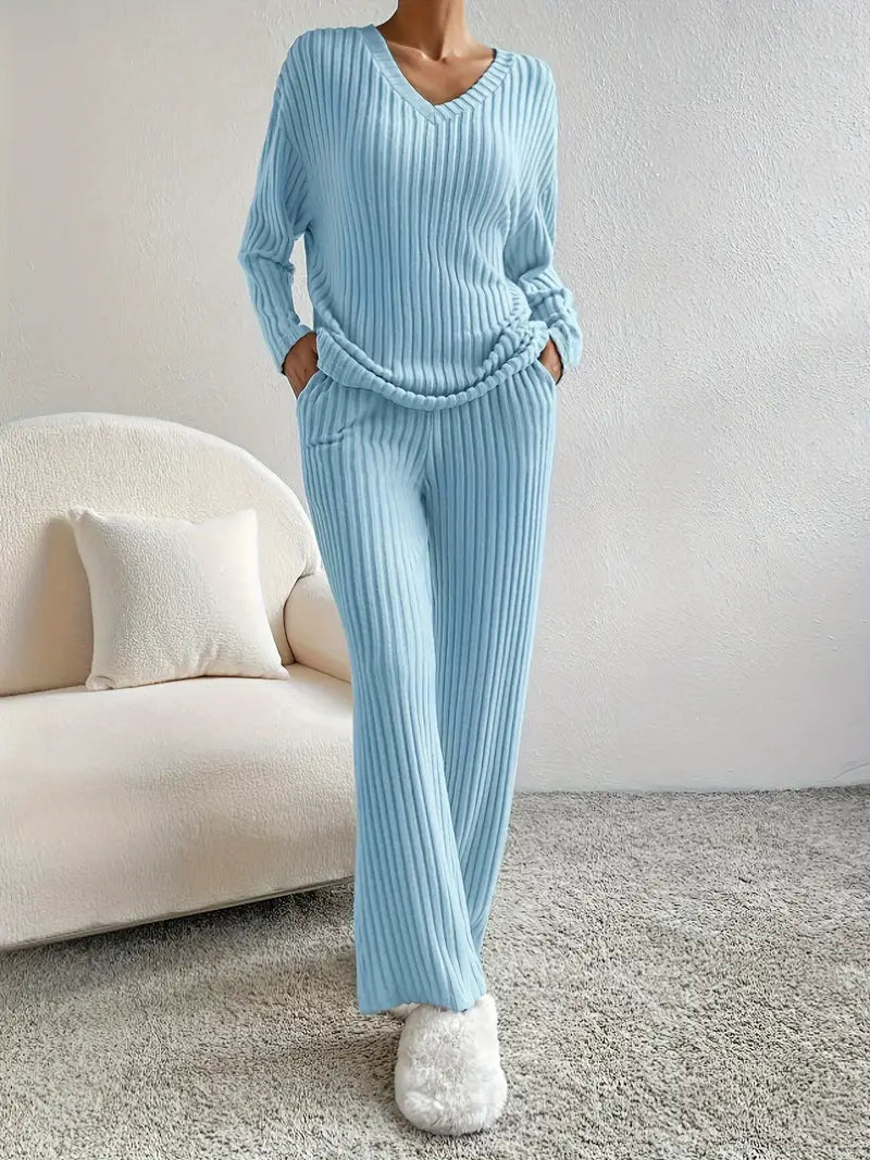WW 2-teiliges Set | Eleganter gerippter Damenanzug mit V-Ausschnitt-Pullover und passender Hose