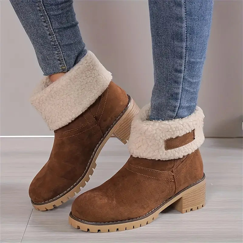 W&W Mode | Schneestiefel Mit Einem Klobigen Absatz Und Mittelhoher Sohle