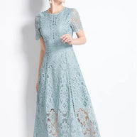 WW | Elegantes Spitzenkleid Midi-Länge